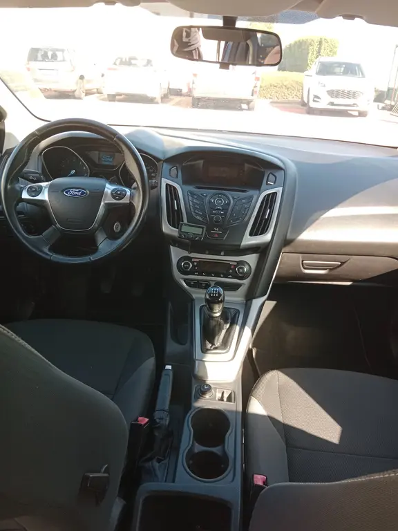 Ford Focus III 1.6ti-vct 77kw - fotka 6