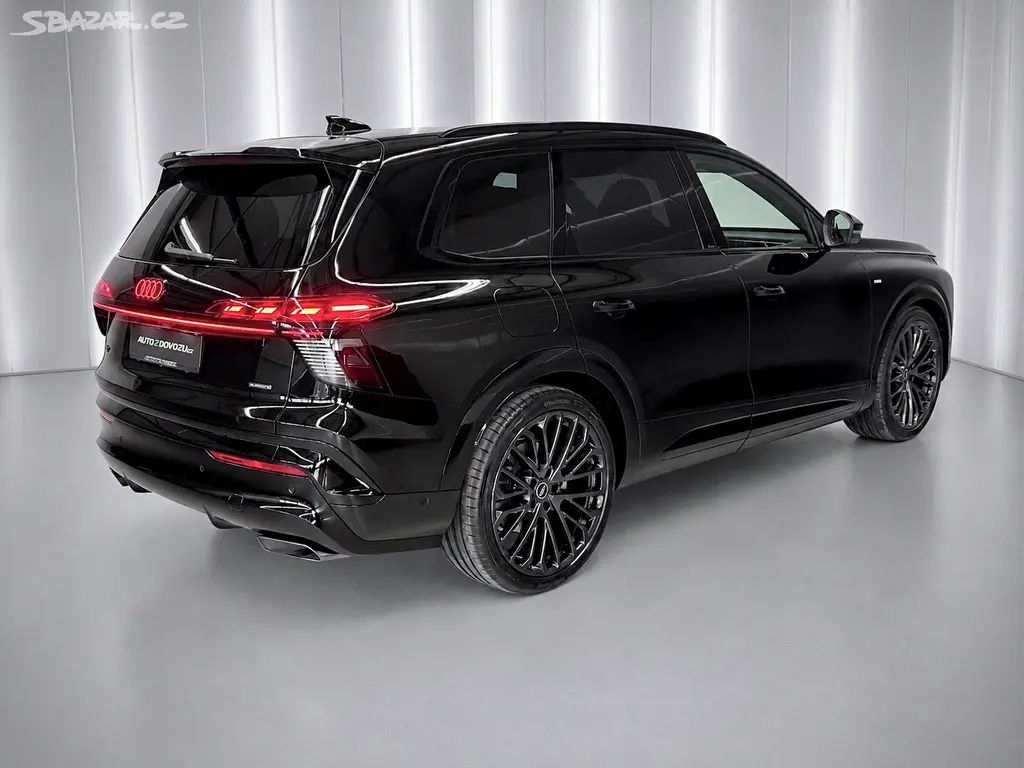 Audi Q7, TDI 220 kW QUATTRO S-LINE - fotka 6