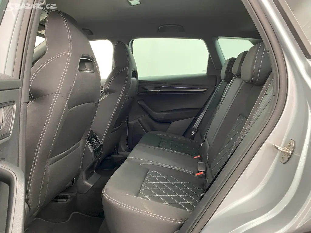 Škoda Karoq, 2.0 TDI 110kW DSG SportLine - fotka 6