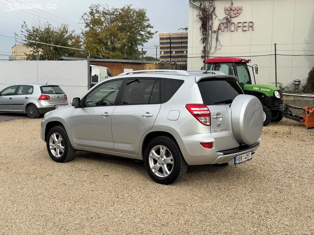 Toyota Rav4, 2.2 D-CAT 110KW*4X4*71.TIS KM* - fotka 3