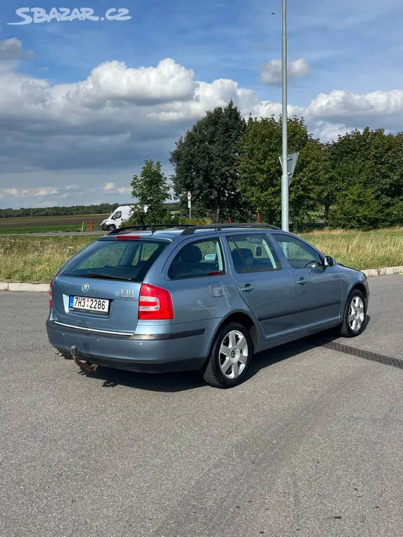 Škoda Octavia 2 DSG - fotka 6