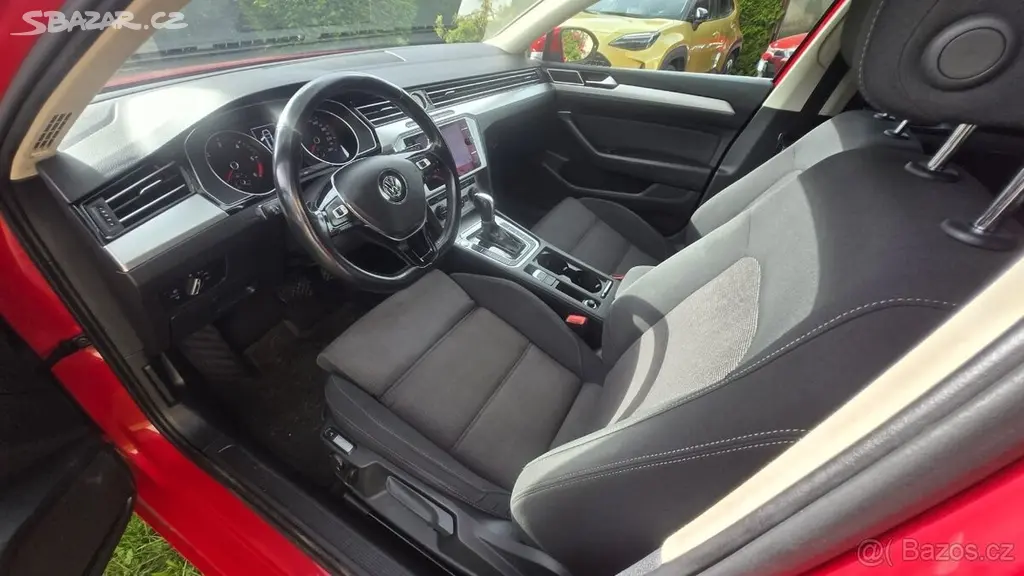 Volkswagen Passat 1,6 TDI, automat 2017 - fotka 2