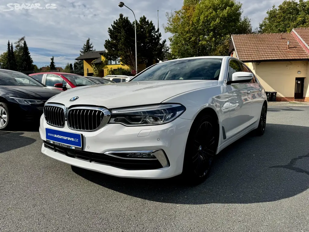 BMW Řada 5, 540D xDrive Luxury - CZ