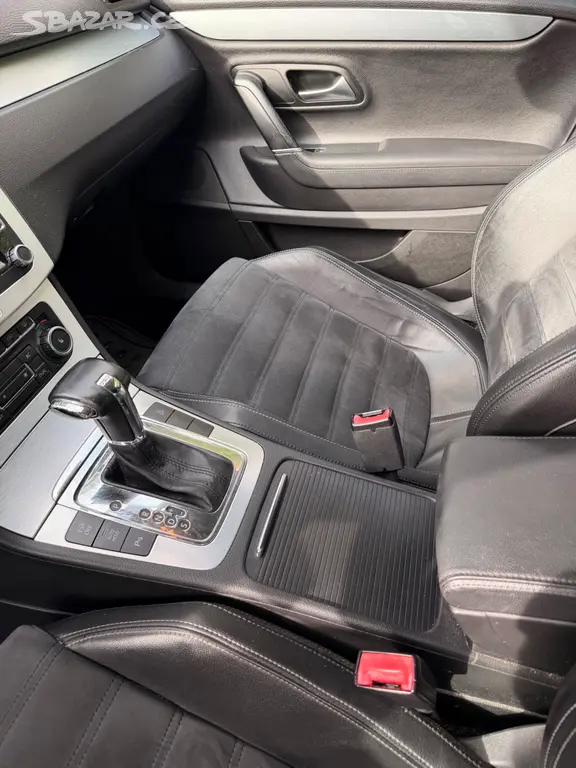 Volkswagen Passat CC 2.0 TDI DSG Sport 103 kW - fotka 6