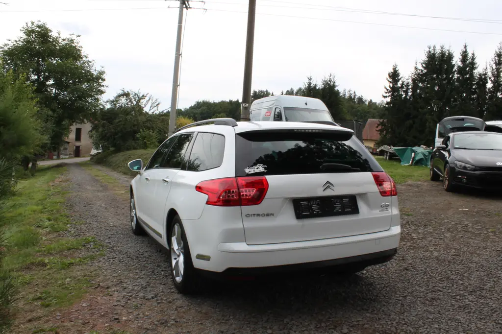 Citroën C5 2.0 HDI 103 kW, 1 Majitel, Serviska - fotka 4