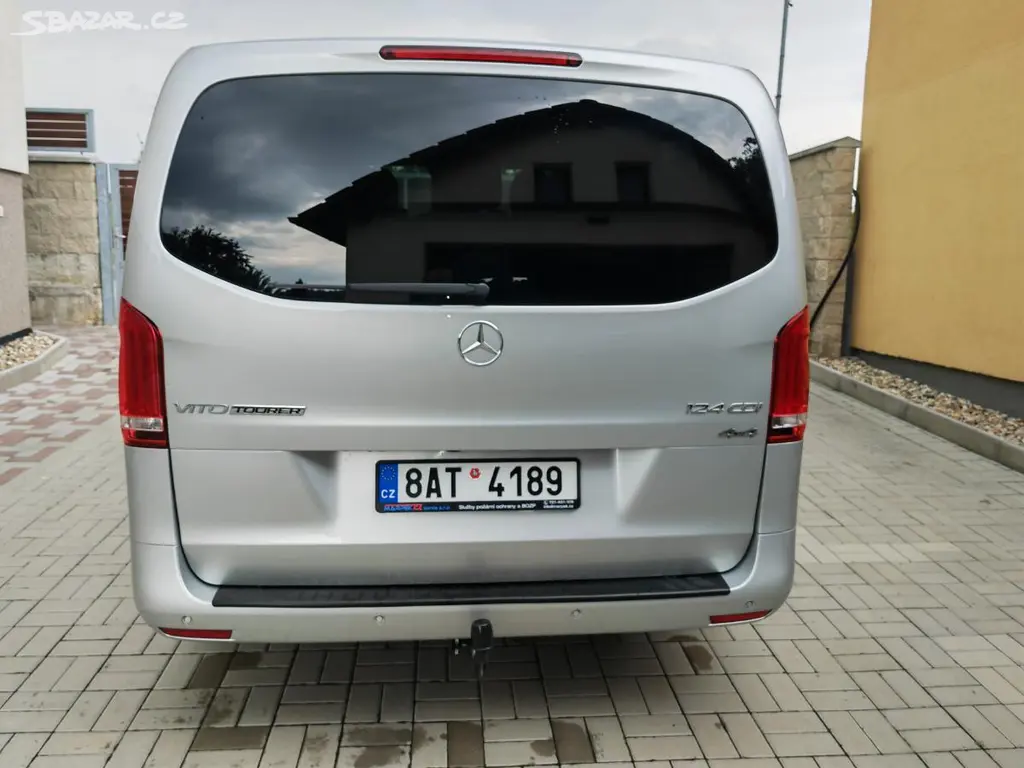 Mercedes-Benz Vito-Tourer 124 CDI 4X4 - fotka 4