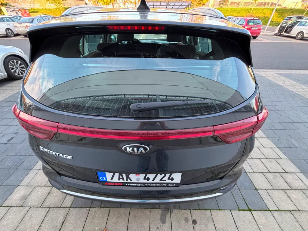 Kia sportage 1.6 CRDi 4x4 automat, 2019 - fotka 5