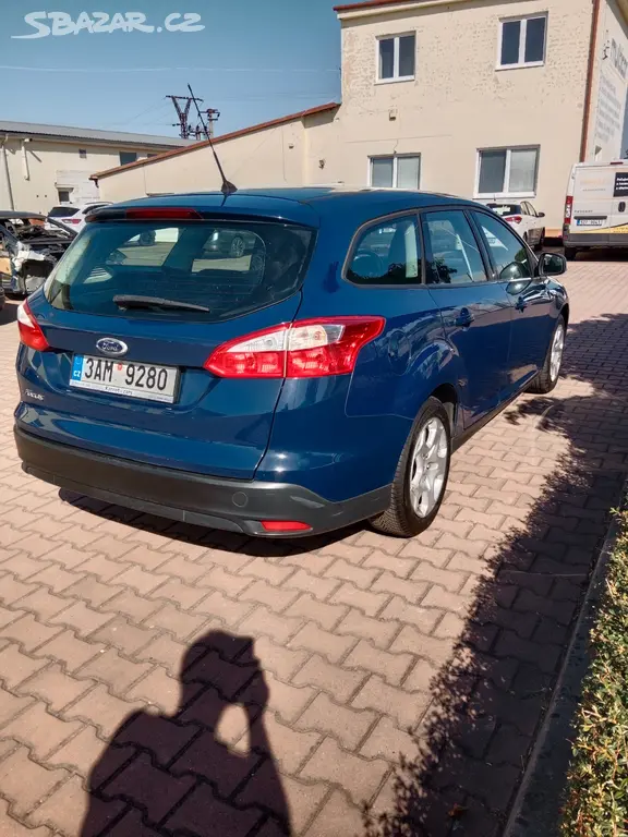 Ford Focus III 1.6ti-vct 77kw - fotka 4