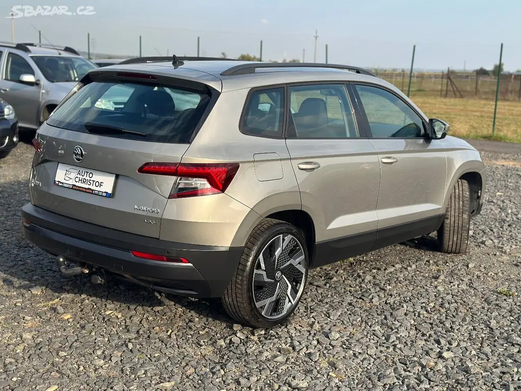 Škoda Karoq 2,0TDi (110kW) POHON 4x4 - fotka 3