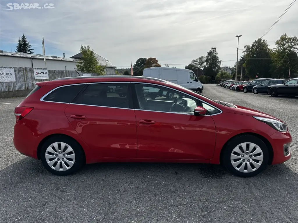 Kia Cee´d, 1,6 GDI-PŮVOD ČR-HEZKÁ VÝBAVA - fotka 6