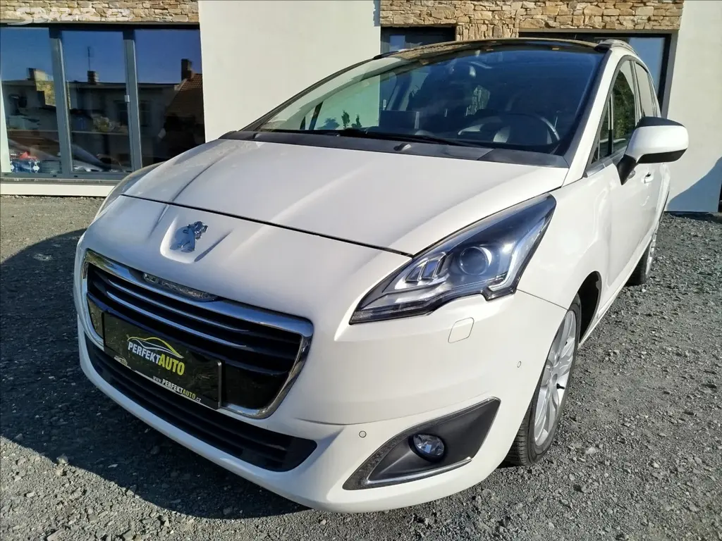 Peugeot 5008, 1,6 HDi 88 kW, 7-MÍST, AUTOMAT