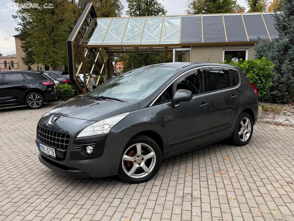 Peugeot 3008 1.6 HDi 80kW / TAŽNÉ / VÝHŘEV / 2010 - fotka 3