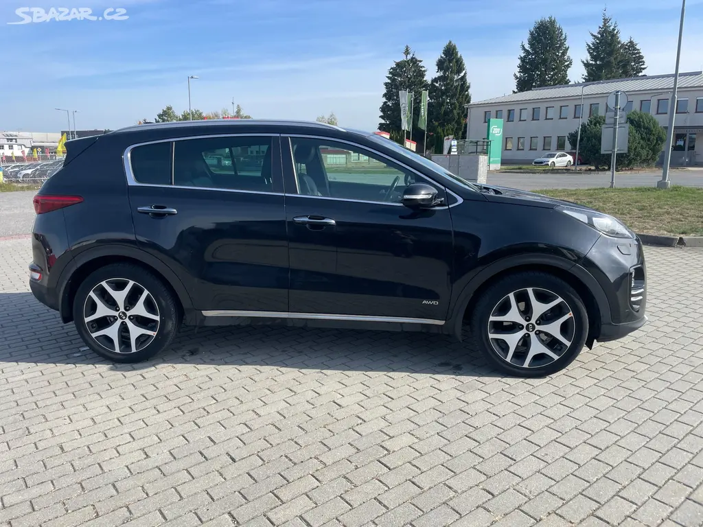 Kia SPORTAGE 1,6GDi 130kw 4x4 GT-Line CZauto 2017 - fotka 5