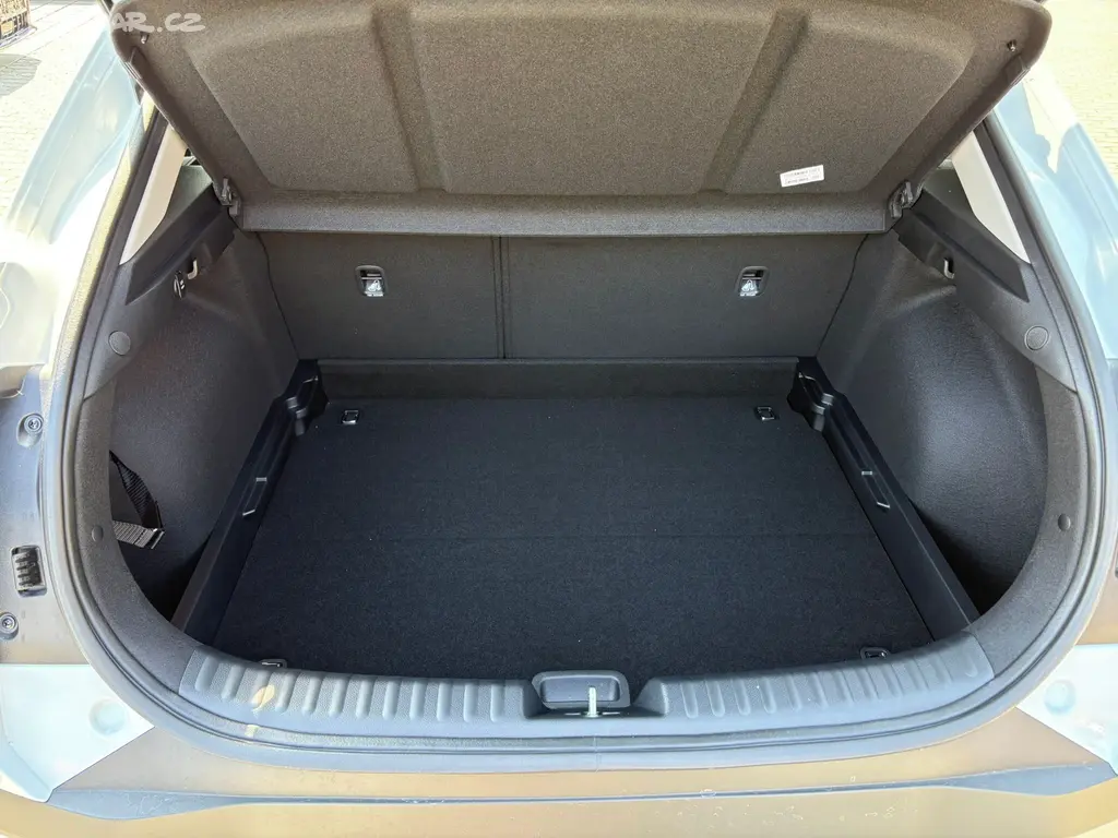 Kia XCee´d, 1,0 T-GDi GPF SPIN (2027) - fotka 4