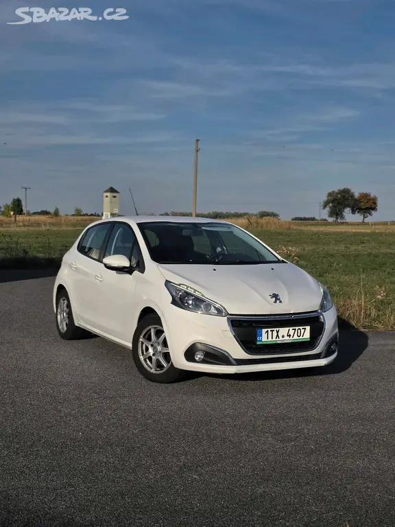 Peugeot 208 1,6 HDi STK 03/28 ÚPLNÁ SERVISNÍ HIST.