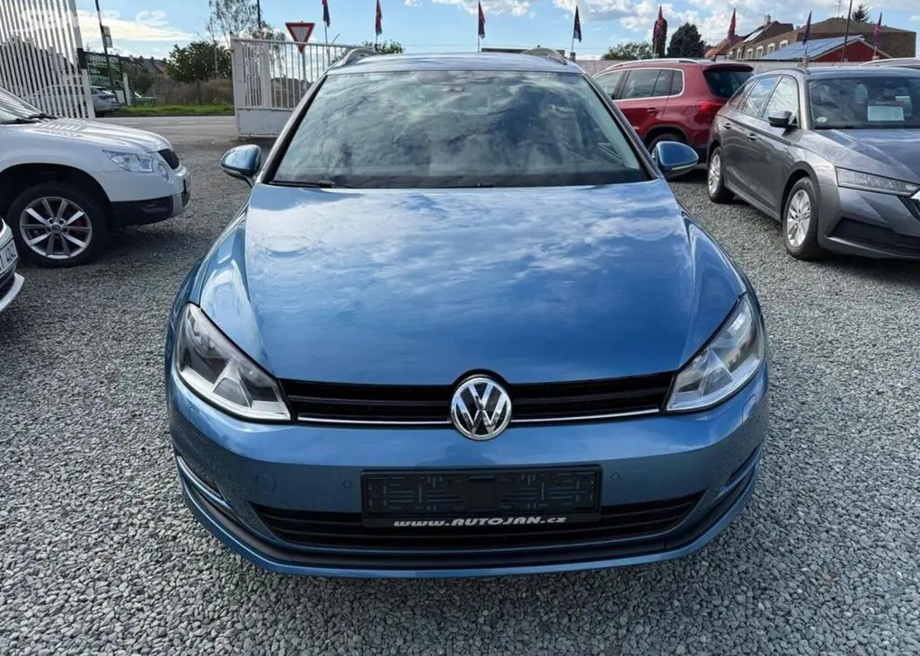 Volkswagen Golf 1.4 TSI CUP benzín manuální - fotka 2