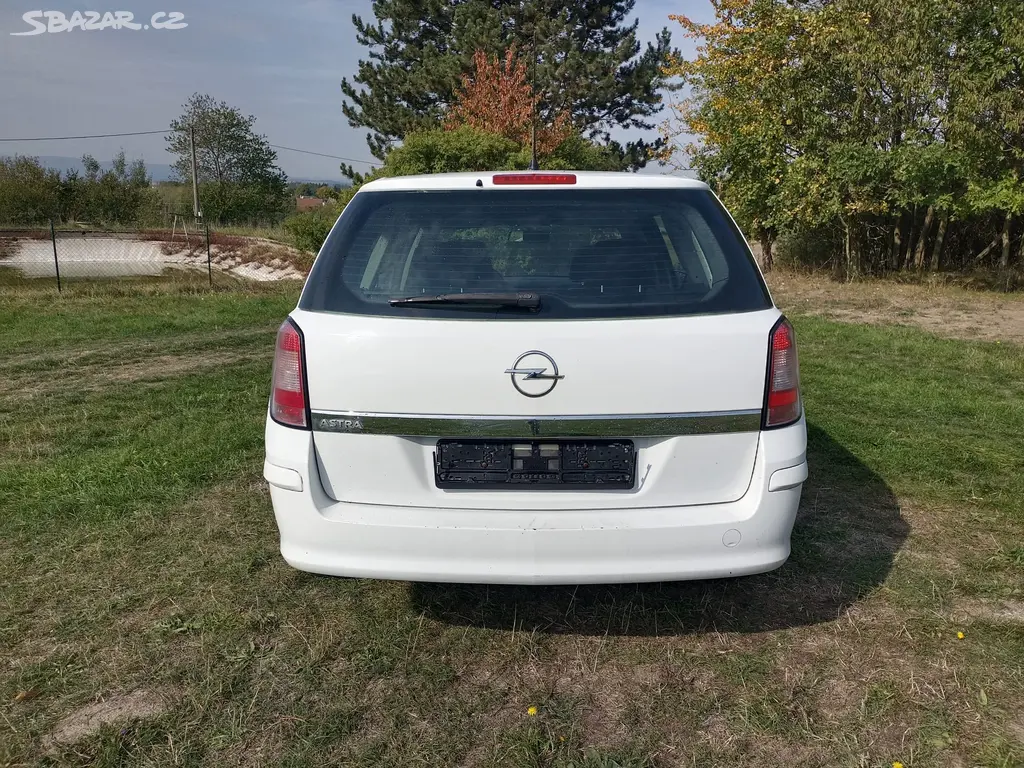 Opel Astra H combi 1.4 66Kw RV.2009. - NOVÁ STK - fotka 5