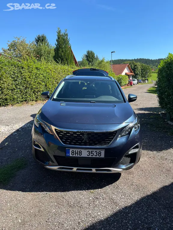 Peugeot 5008 ,1.5 nafta , automat