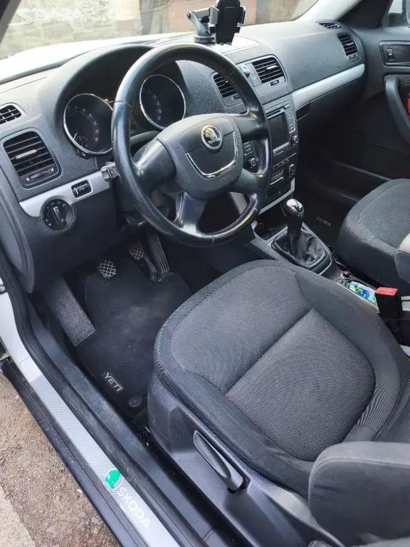 Škoda Yeti 2,0 TDI - fotka 6