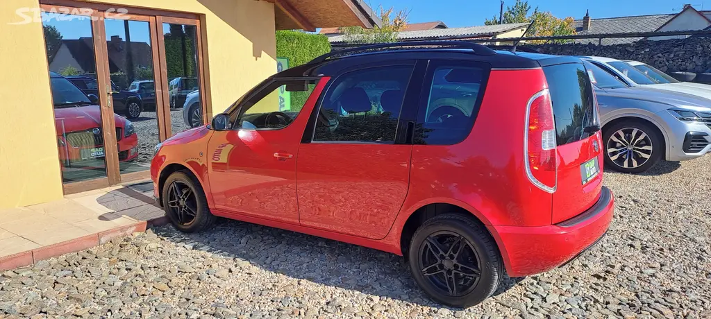 Škoda Roomster 1.2 TSI 63kW 1.MAJ NOIRE - fotka 5