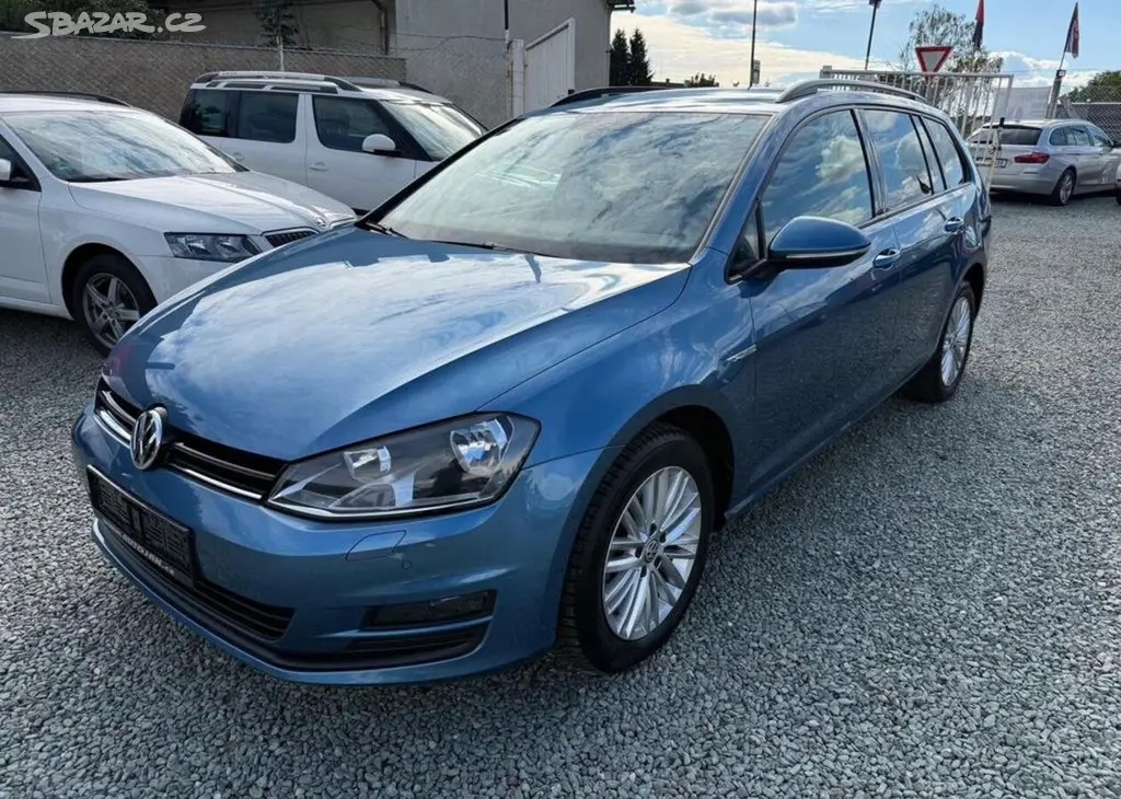 Volkswagen Golf 1.4 TSI CUP benzín manuální - fotka 3