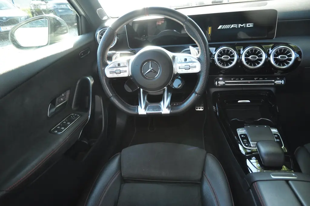 Mercedes-Benz Třídy A, A35 AMG 225kW 4MATIC - fotka 5