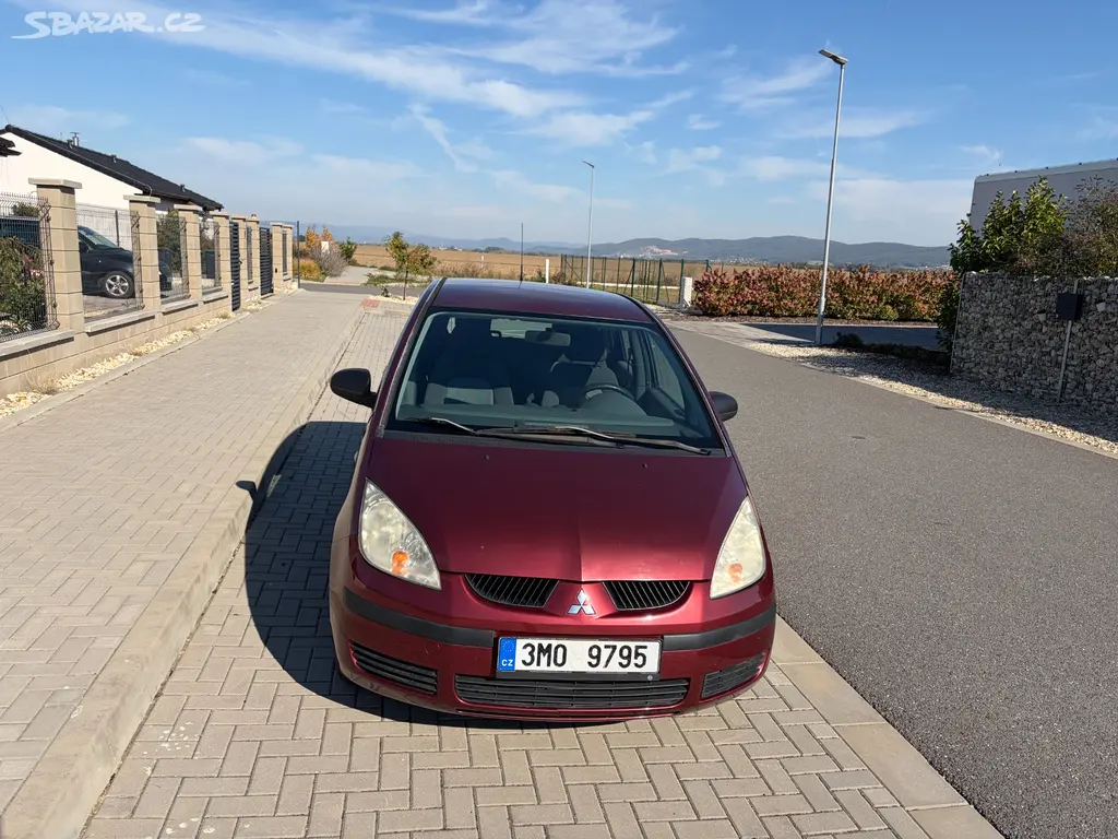 Mitsubishi Colt 2006, 140 000 km, nová STK 09/2028 - fotka 4