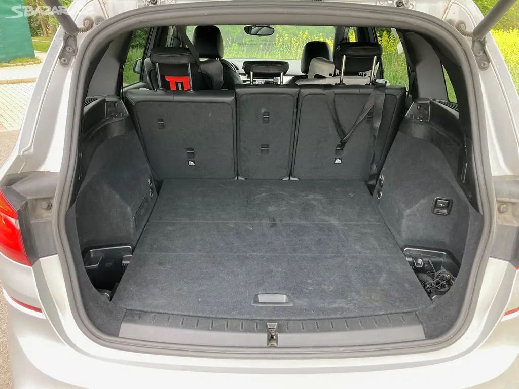 BMW Gran Tourer 216d, M sport paket, 2021 - fotka 5
