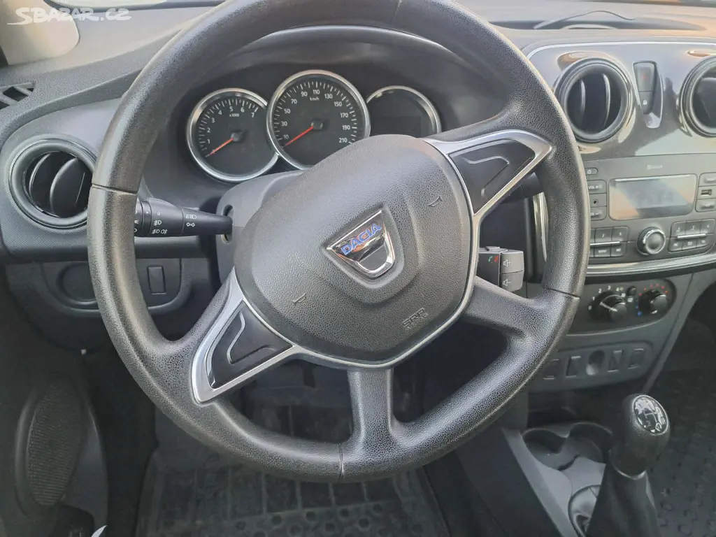 Dacia Logan 1,0 SCe 2017 - fotka 6