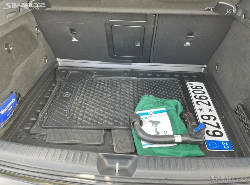 Mercedes-Benz GLA 2,1 200d 4Matic 7G automat, di - fotka 6