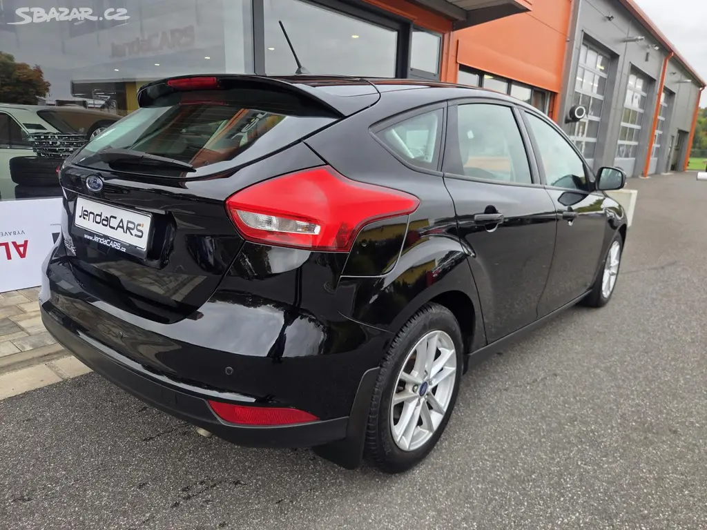 Ford Focus, 1.6 16V AUTOMAT - fotka 4