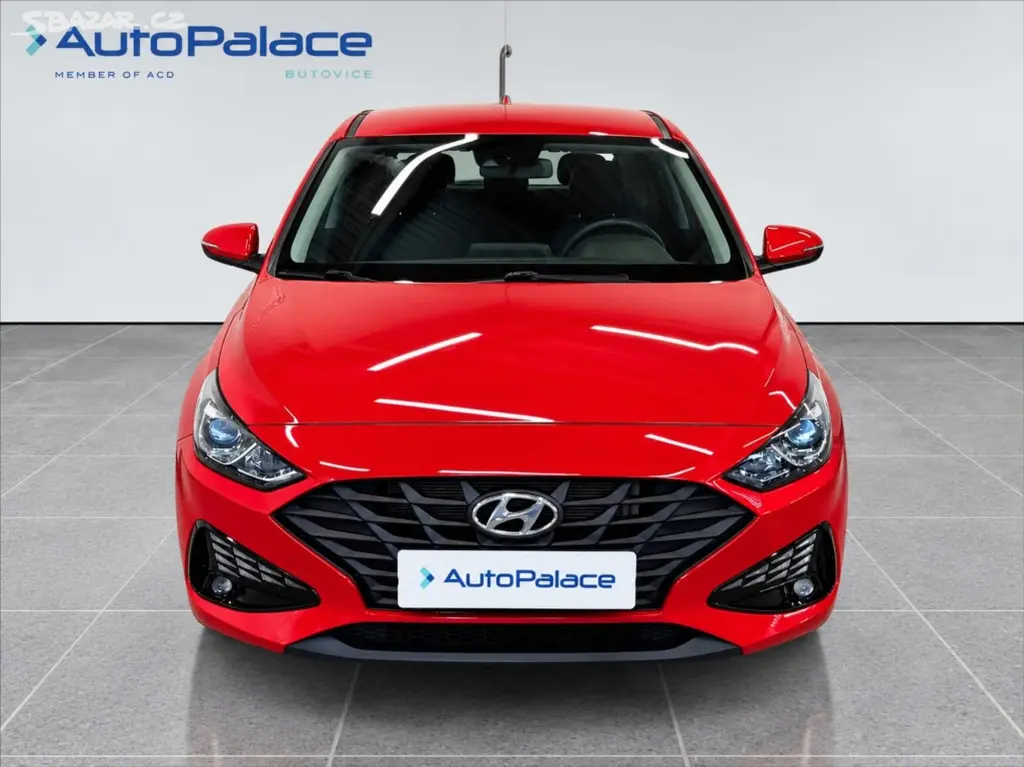 Hyundai i30, 1,0 88 KW COMFORT - fotka 2