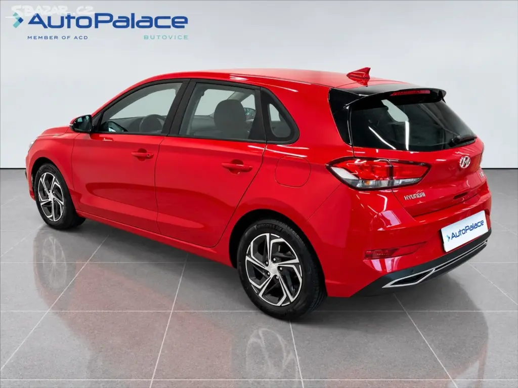 Hyundai i30, 1,0 88 KW COMFORT - fotka 6