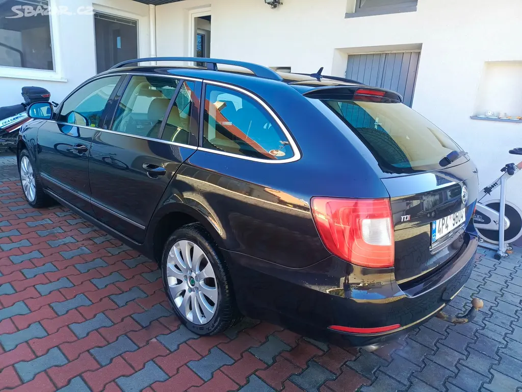 Škoda SUPERB II COMBI 2.0 TDI 103 KW - fotka 2