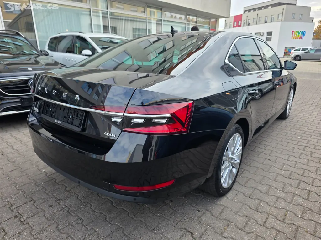 Škoda Superb 3 Sedan 2.0 TDI 147kW 4x4 DSG Webasto - fotka 4