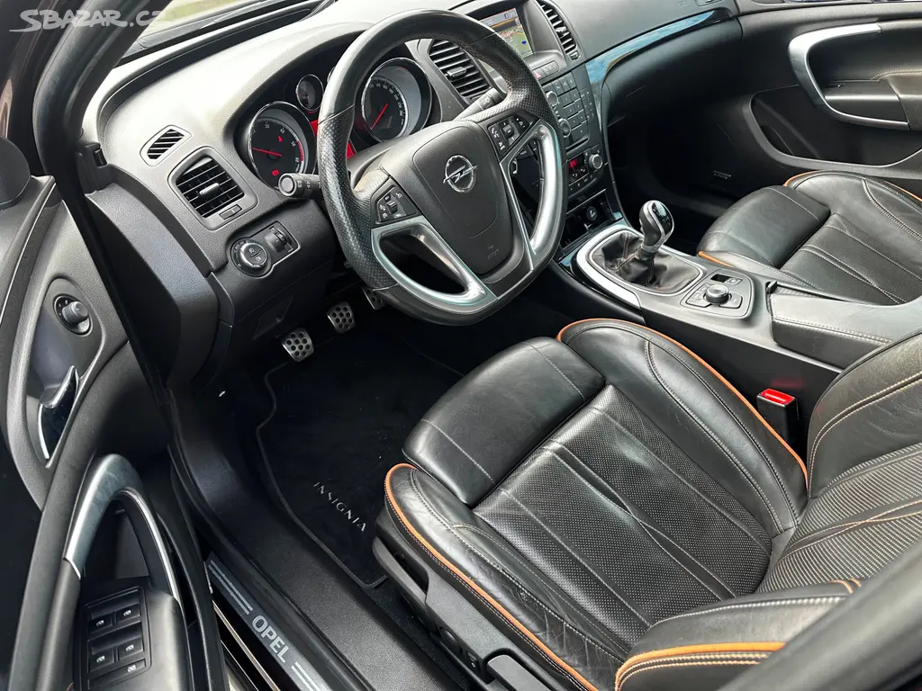 Opel Insignia 2.0CDTi 143kw 4x4, r.2012, stk,klima - fotka 6