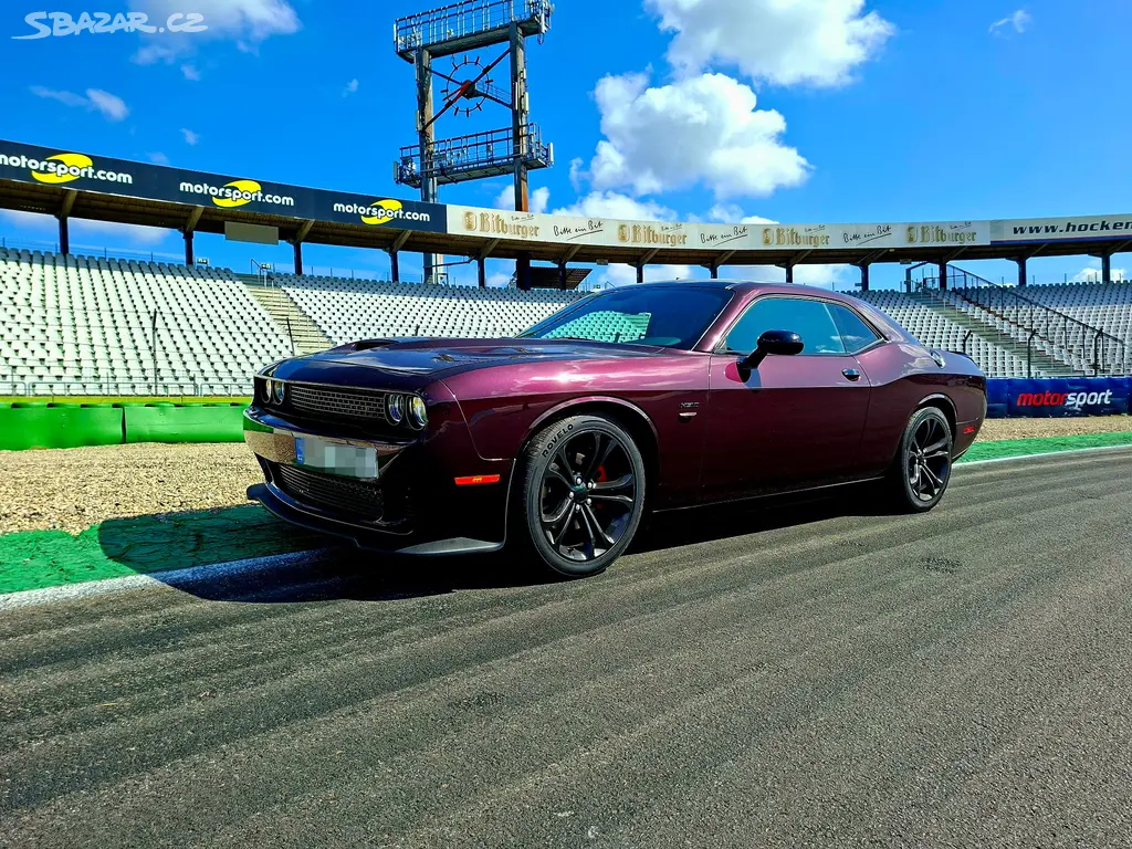 Dodge Challenger V8 5.7 2021