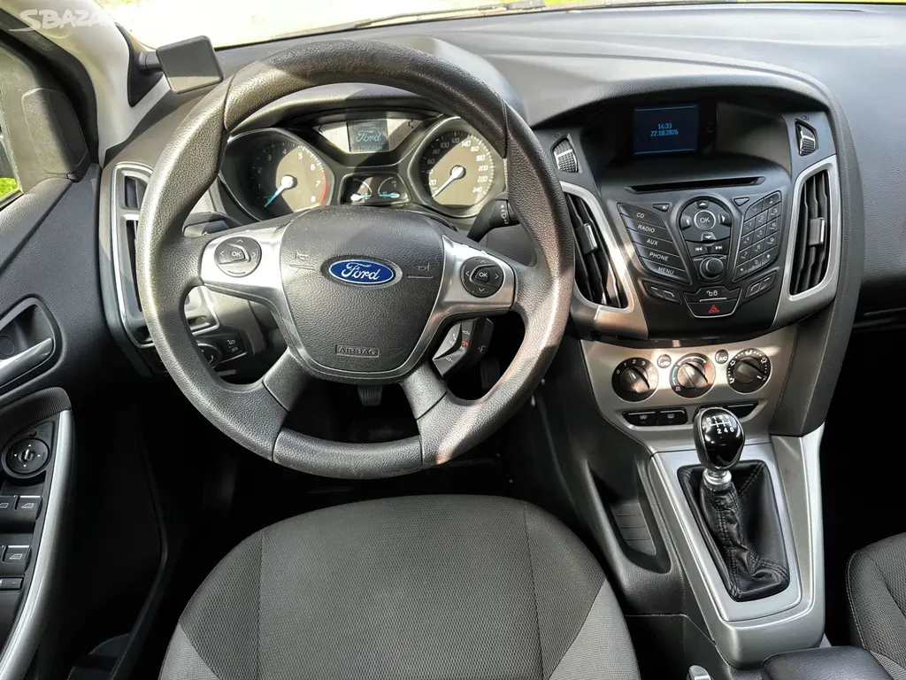Ford Focus 1.6i 110kw, r.2011, klima, stk,serviska - fotka 5