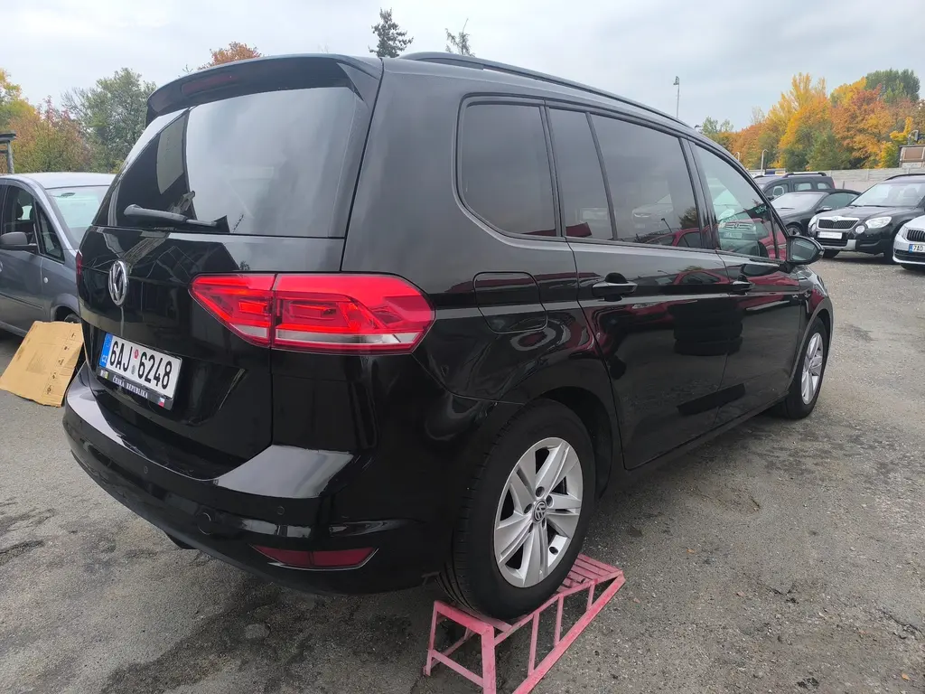 Volkswagen Touran 1.6 TDi 85kW,Nai,Temp,AL,Webasto - fotka 6