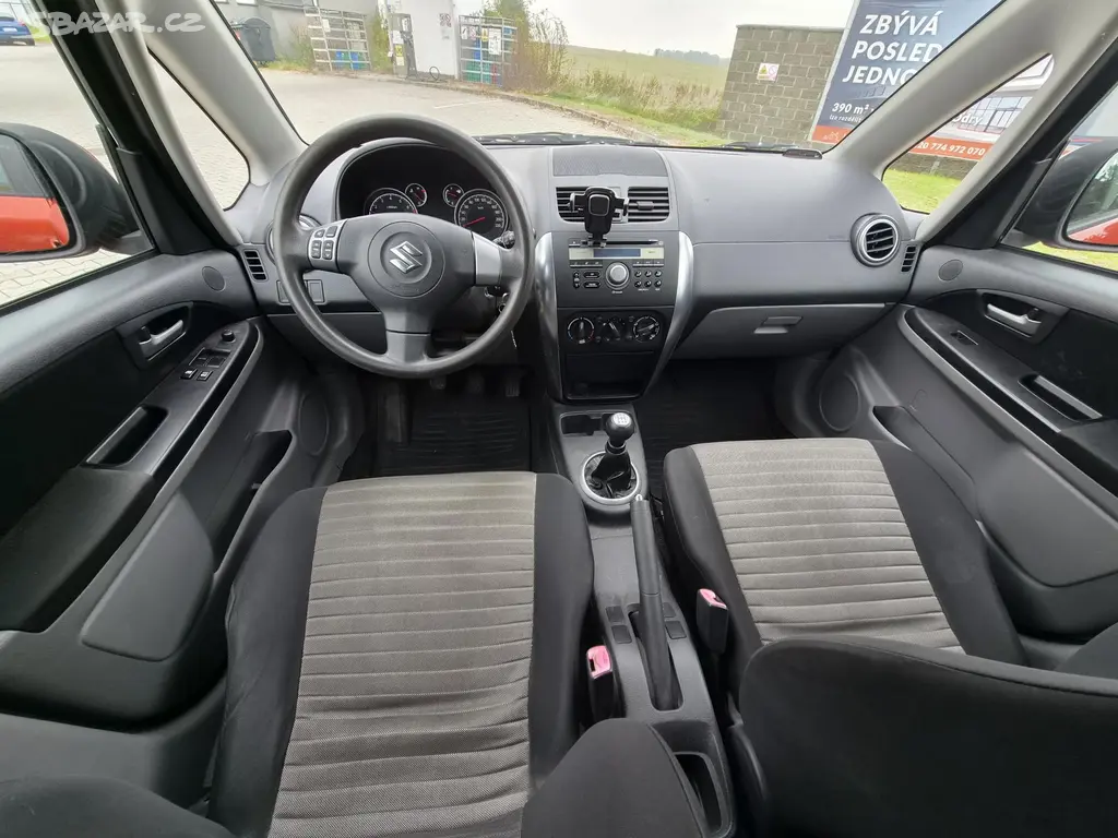 Suzuki SX4, 1,5 GL/AC - fotka 6