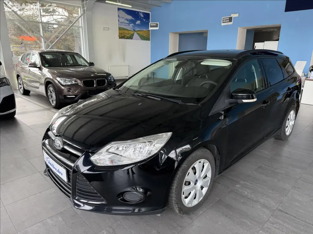 Ford Focus, 1,6 TDCi 70kW,TREND,SERVISKA - fotka 3