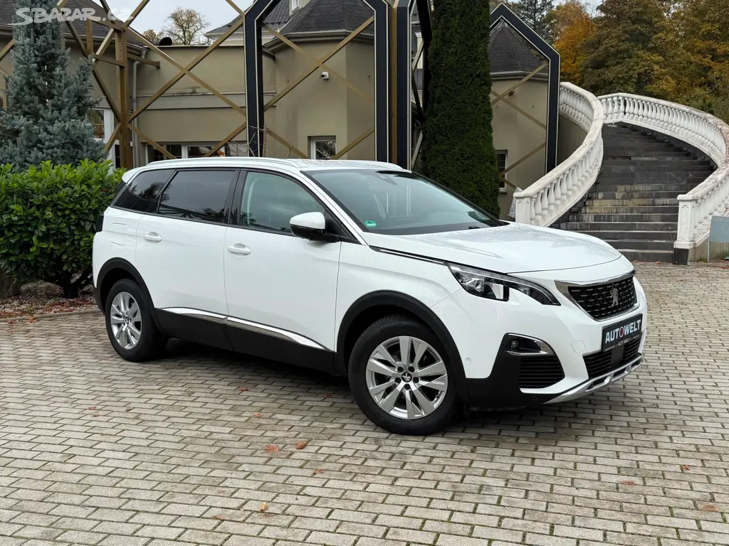 Peugeot 5008 1.2 PT 96kW ALLURE /2017/TAŽNÉ/130TKM