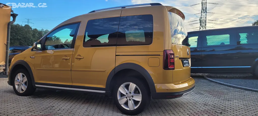 VW Caddy 1,4 TSi 96kW benzín DSG Alltrack FuLLed - fotka 6