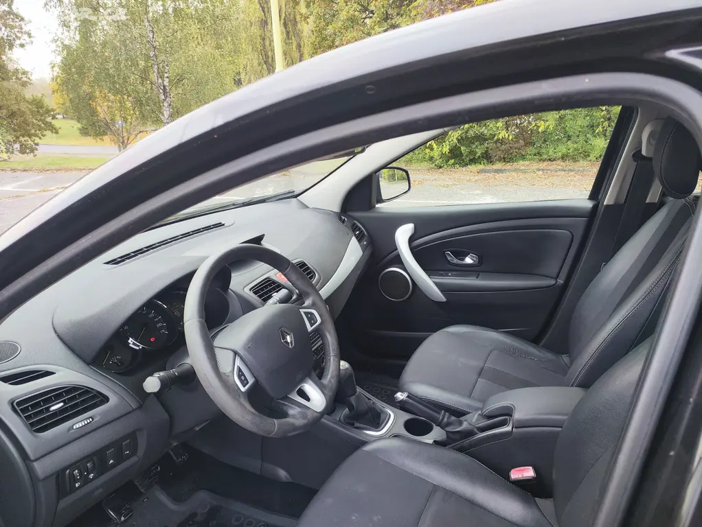 Renault Fluence - fotka 5