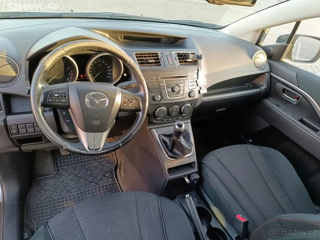 Mazda 5, 1.8 benzin, 2013, 7 míst, manual. - fotka 4