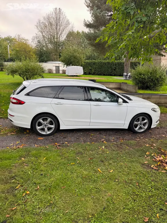 Ford Mondeo - fotka 4