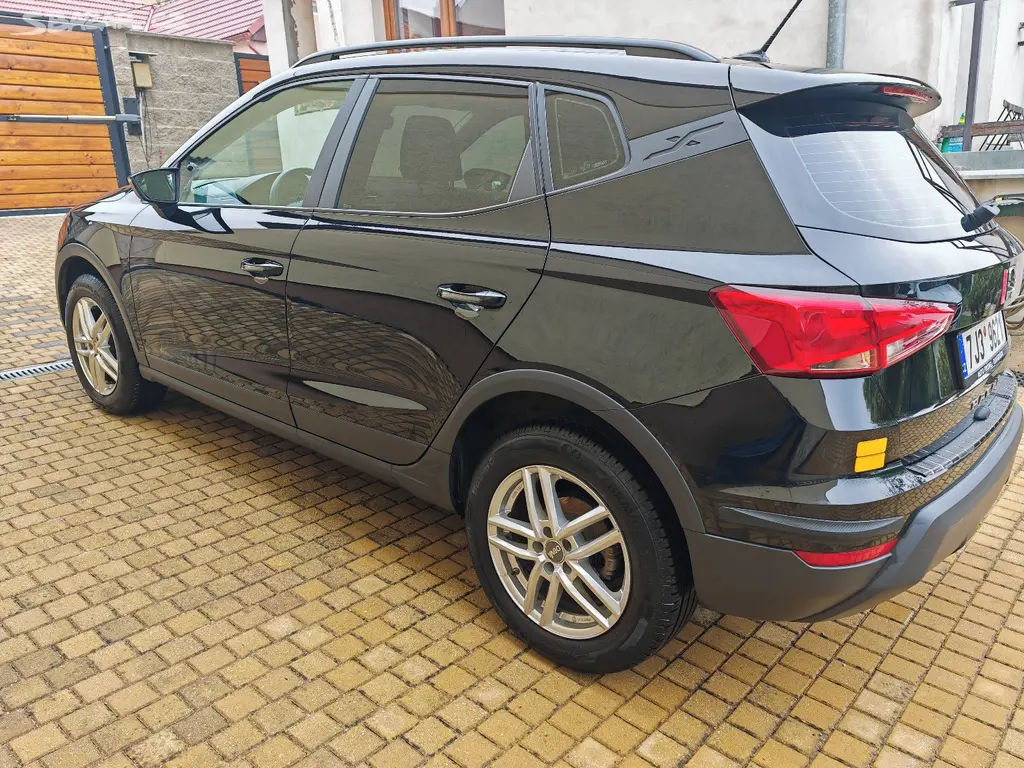 Seat Arona 1.0 TSI 81 kw 45000 km 2021 - fotka 5
