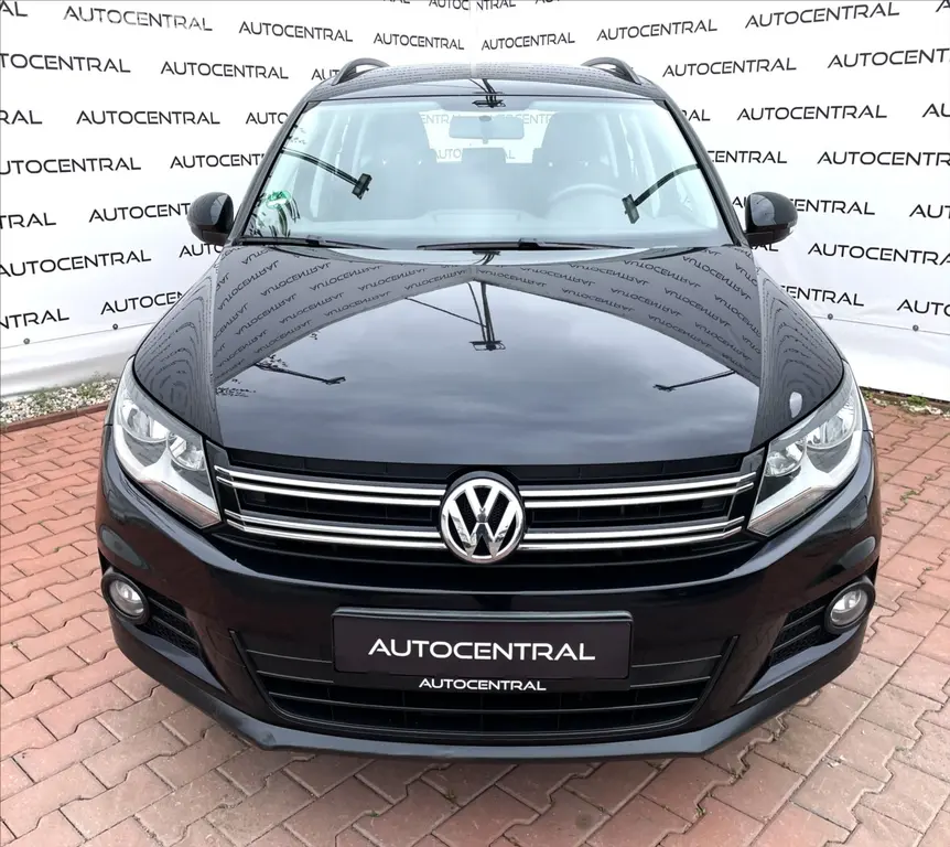 Volkswagen Tiguan, 1,4 TSi,90kW,serv.kniha - fotka 2