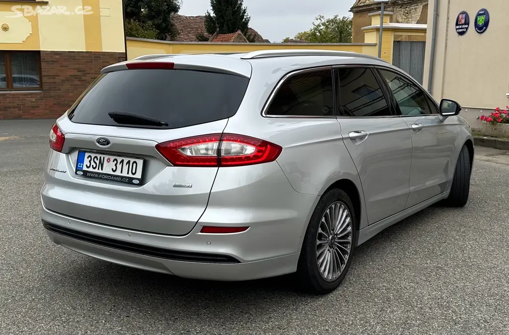 Ford Mondeo 1.5 EcoBoost Kombi (2016) LED, Vyhří - fotka 2