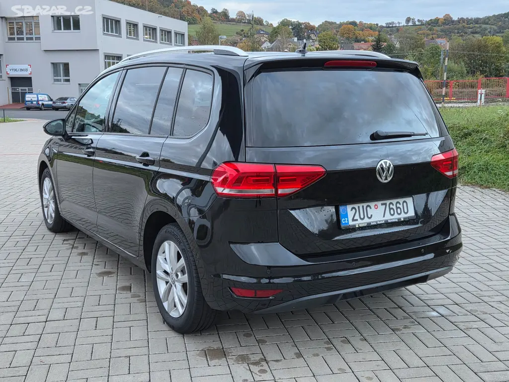 Volkswagen Touran 1.6 TDi 85 Kw Comfortline - fotka 5